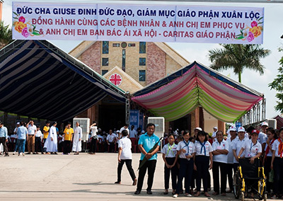 Caritas Xuân Lộc: Ngày Quốc Tế Bệnh Nhân và Mừng Lễ Bổn Mạng